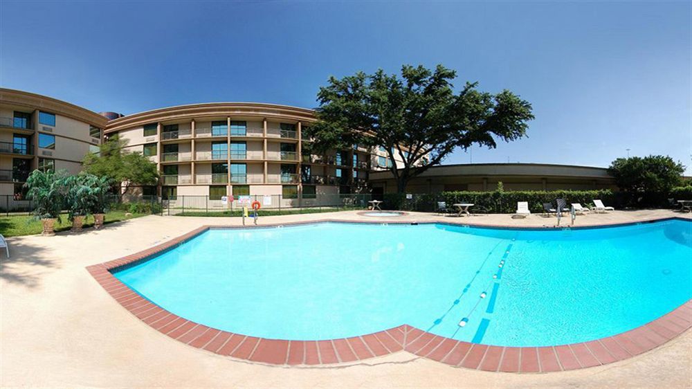 Gateway Hotel Dallas Park Central Bagian luar foto