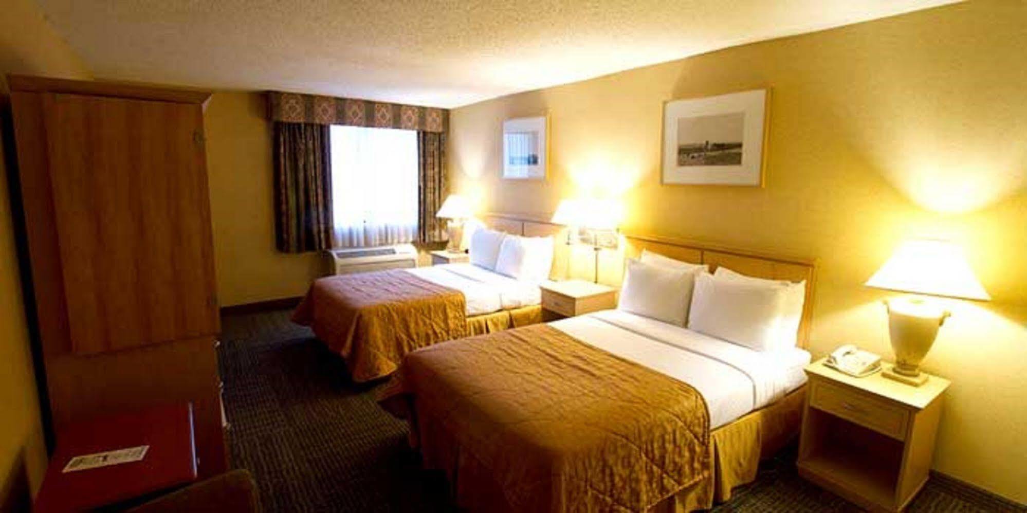 Gateway Hotel Dallas Park Central Bagian luar foto