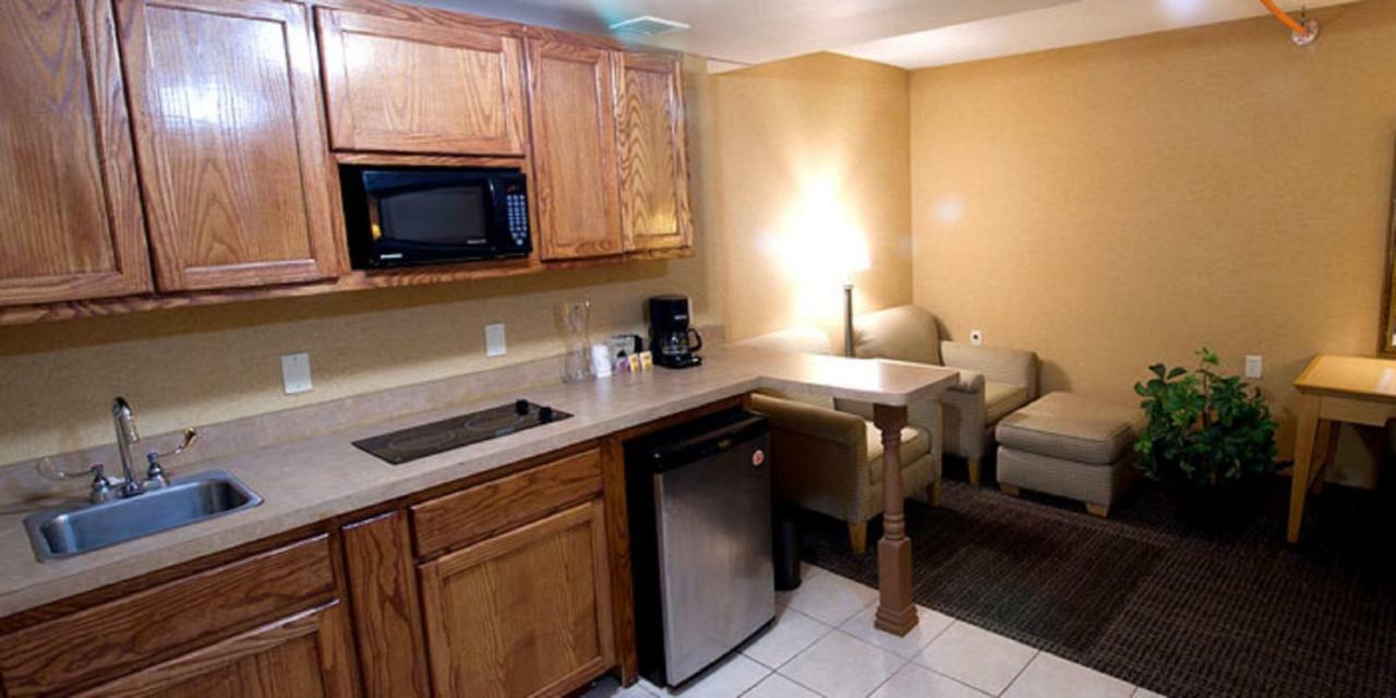 Gateway Hotel Dallas Park Central Bagian luar foto